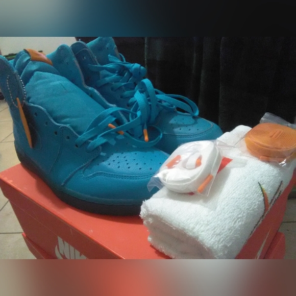 BNIB FIRST JORDAN NIKE GATORADE SERIES AIR JORDAN ONE RETRO HI RARE BLUE LAGOON - Picture 16 of 16